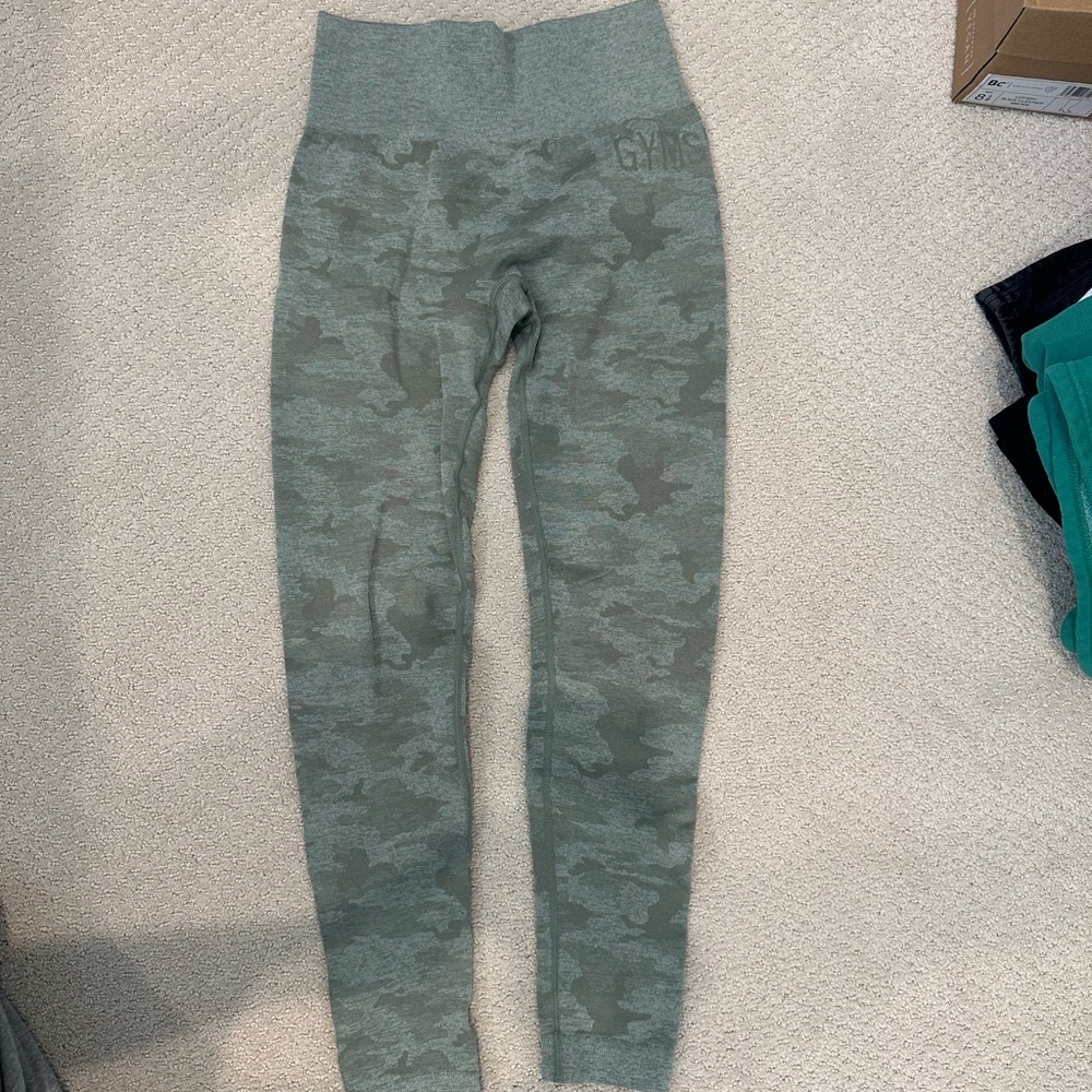 gymshark green camo leggings
